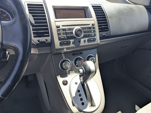 Used 2009 Nissan Sentra 2.0 S FE+ w/ Convenience Plus Pkg FWD image 10