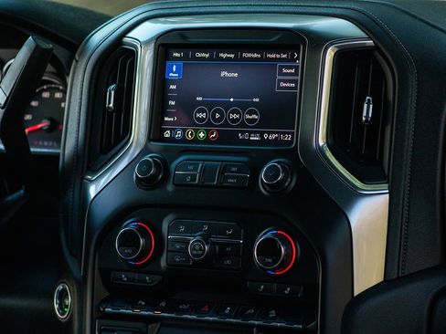 Used 2020 Chevrolet Silverado 1500 LT w/ All-Star Edition AWD/4WD image 16