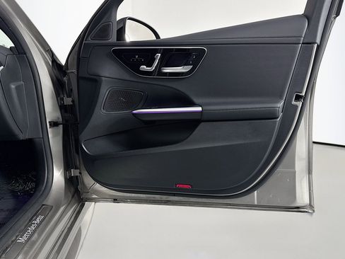 Used 2023 Mercedes-Benz C 300 Sedan image 23