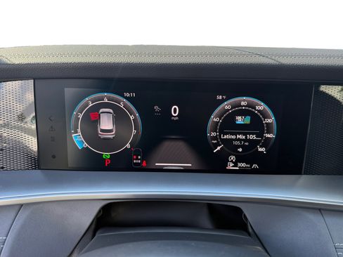 New 2026 Volkswagen Tiguan SE image 11