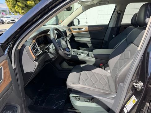 New 2026 Volkswagen Atlas SE AWD/4WD image 15