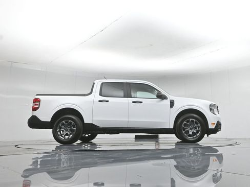 Used 2025 Ford Maverick XLT w/ 4K Tow Package AWD/4WD image 48