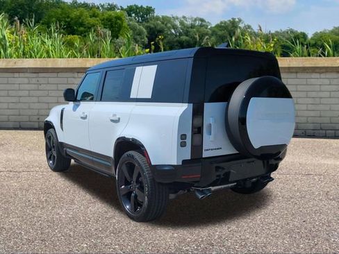 New 2026 Land Rover Defender 110 V8 AWD/4WD image 6