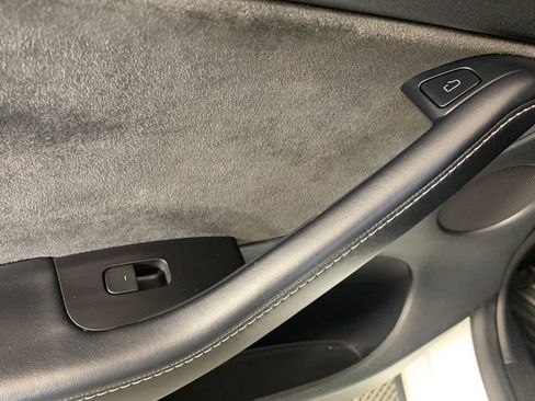 Used 2022 Tesla Model Y Long Range image 29