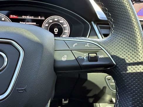 Used 2023 Audi SQ5 Premium Plus w/ Premium Plus Package image 31