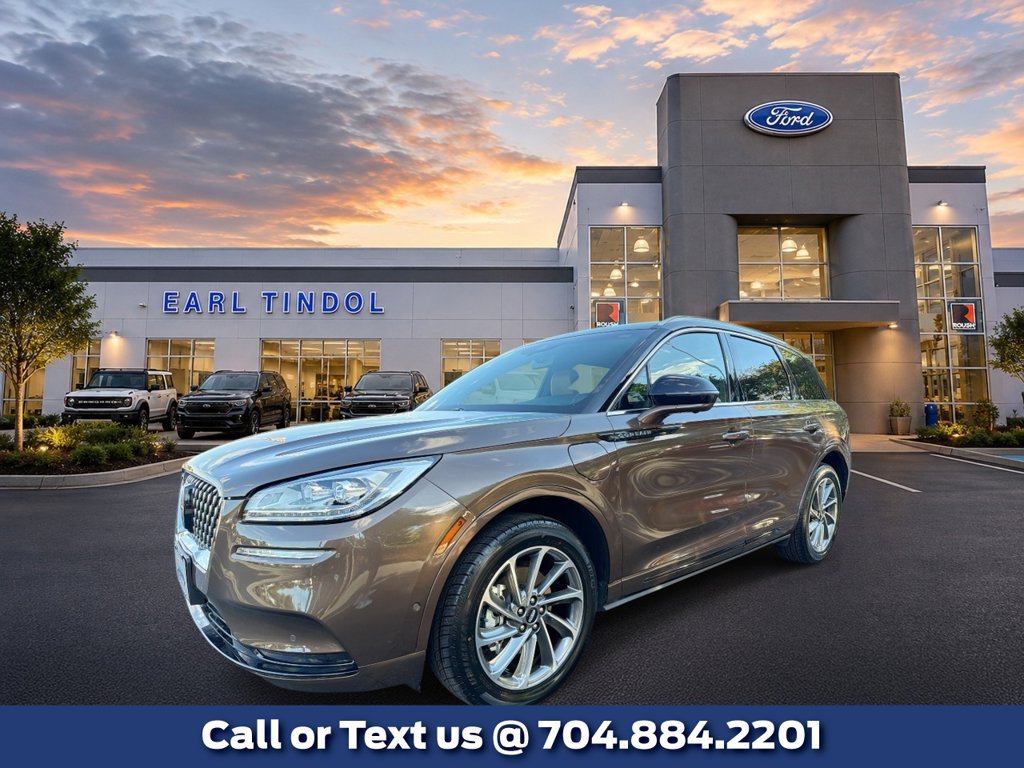 Used 2022 Lincoln Corsair Grand Touring w/ Elements Technology Bundle AWD/4WD image 1