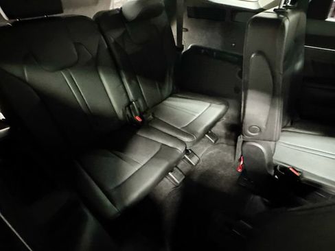 Used 2023 Kia Sorento SX AWD/4WD image 28