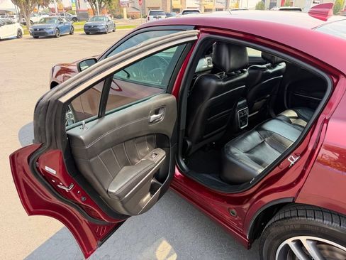 Used 2019 Dodge Charger SXT w/ Plus Group AWD/4WD image 10