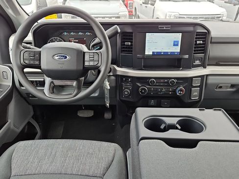 New 2026 Ford F250 XLT w/ FX4 Off-Road Package AWD/4WD image 20