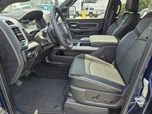 Used 2024 RAM 2500 Laramie w/ Sport Appearance Package image 11