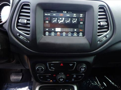 Used 2019 Jeep Compass Sport w/ Tech Group image 15