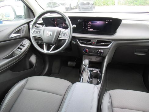 Used 2025 Buick Encore GX Preferred FWD image 14
