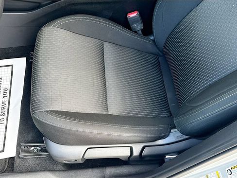 Used 2024 Mitsubishi Outlander ES FWD image 21