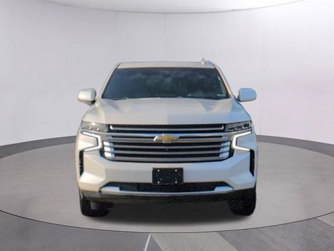 Used 2021 Chevrolet Tahoe High Country w/ Premium Package AWD/4WD image 10