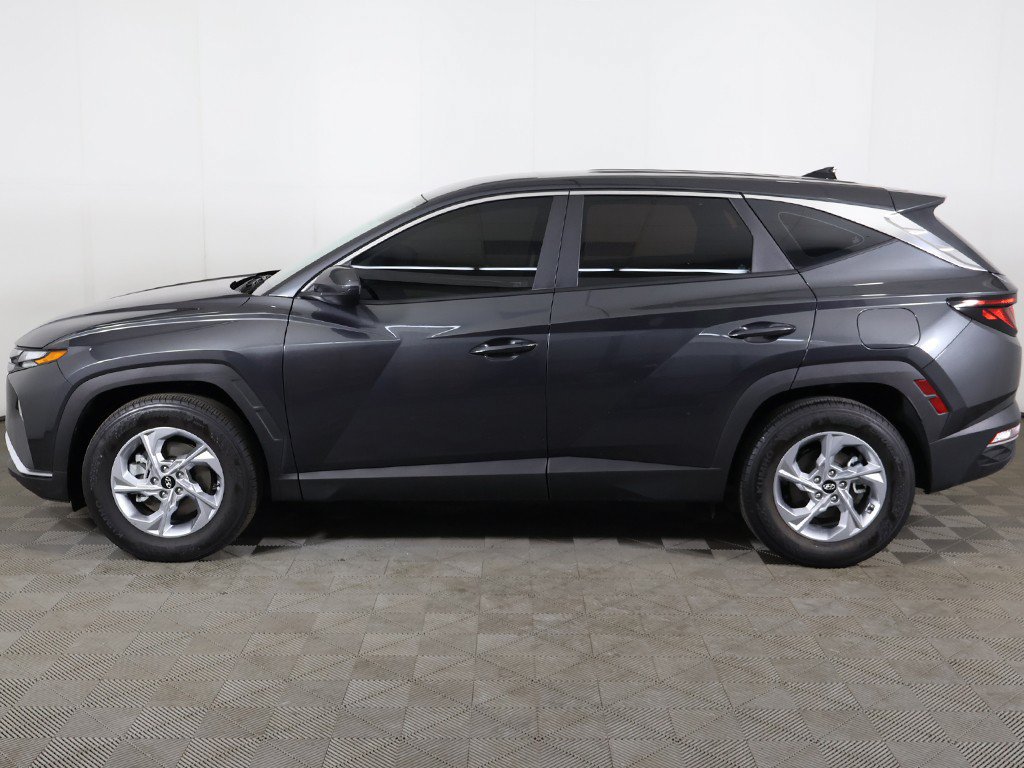 Used 2024 Hyundai Tucson SE FWD image 16