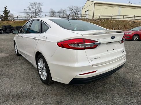 Used 2020 Ford Fusion Energi Titanium image 7
