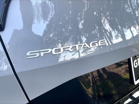 Used 2024 Kia Sportage SX AWD/4WD image 31