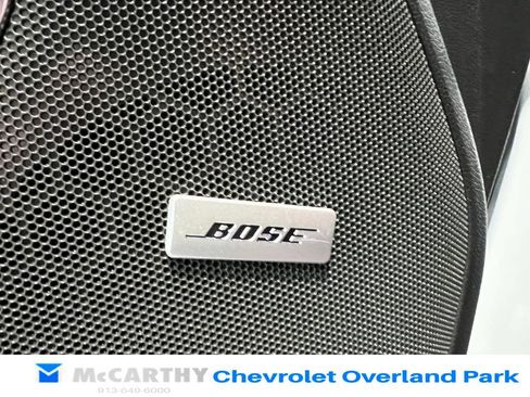 Used 2023 GMC Yukon XL AT4 w/ Technology Package AWD/4WD image 18