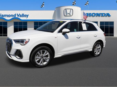 Used 2025 Audi Q3 2.0T Premium AWD/4WD image 3