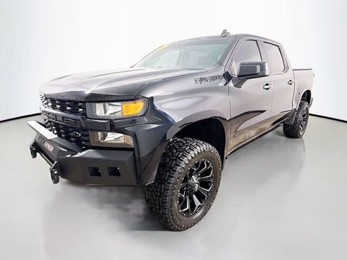 Used 2021 Chevrolet Silverado 1500 Custom w/ Safety Confidence Package image 3
