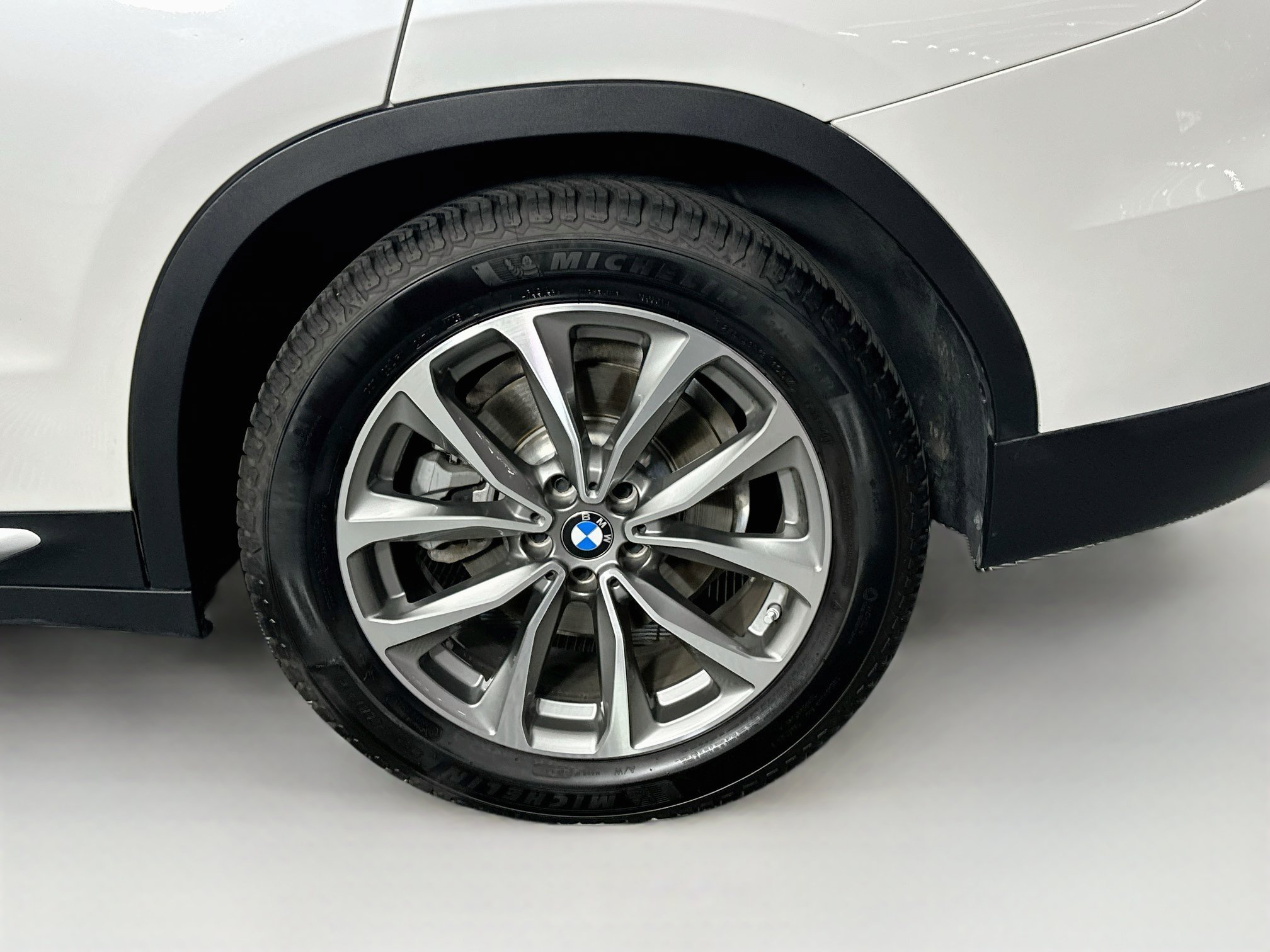 Used 2019 BMW X3 xDrive30i w/ Premium Package AWD/4WD image 11