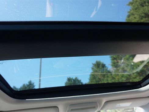 Used 2024 MAZDA CX-90 Plug-In Hybrid w/ Premium Pkg image 13