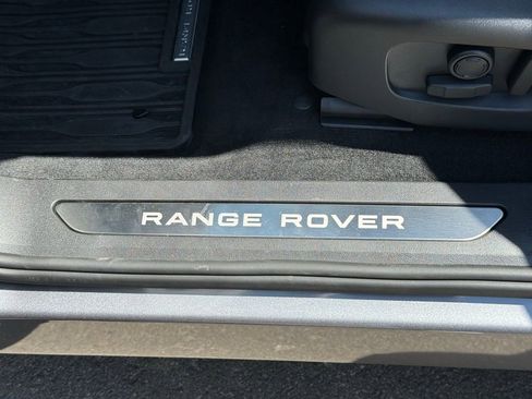 Certified 2026 Land Rover Range Rover Evoque Dynamic SE AWD/4WD image 13