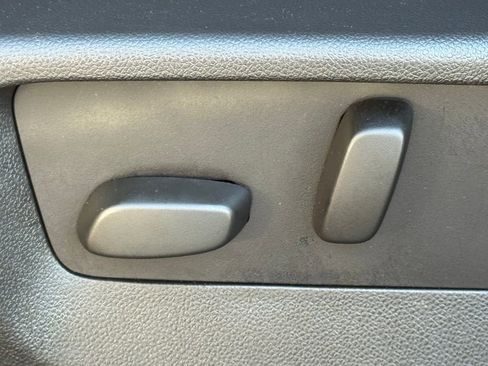 Used 2023 Buick Envision Avenir image 21