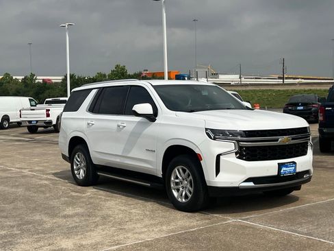 Used 2022 Chevrolet Tahoe LS w/ Driver Alert Package RWD image 5