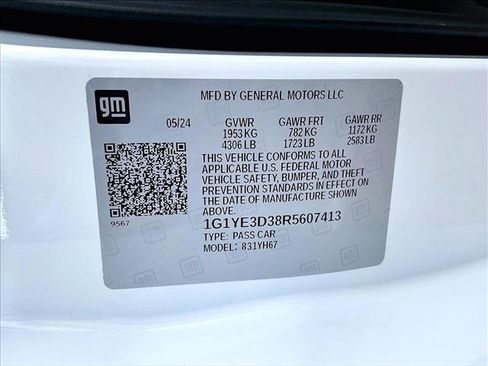 Used 2024 Chevrolet Corvette Z06 RWD image 30