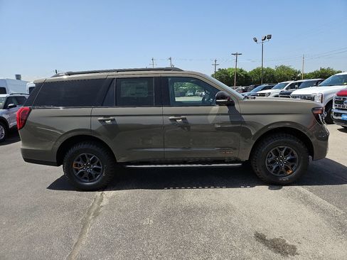 New 2027 Ford Expedition Tremor w/ Driver's Package AWD/4WD image 14