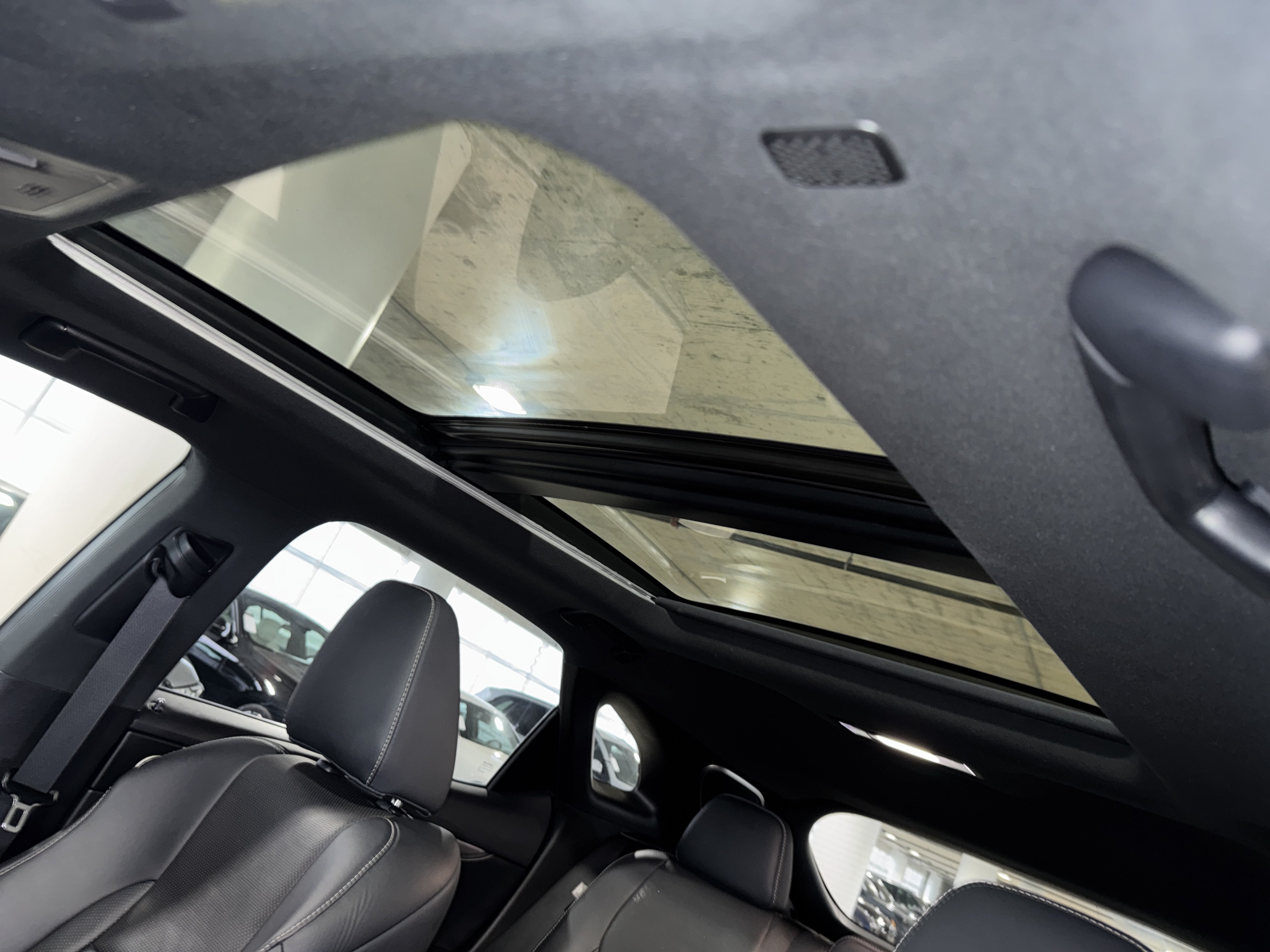 Used 2020 Lexus RX 350 F Sport w/ Accessory Package AWD/4WD image 33