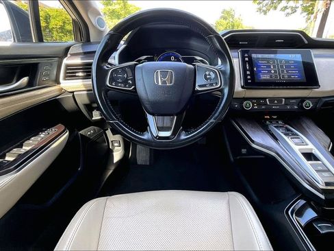 Used 2018 Honda Clarity Touring image 7