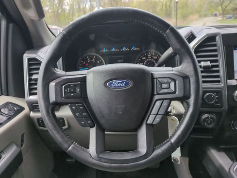 Used 2017 Ford F150 XLT w/ Equipment Group 302A Luxury AWD/4WD image 23