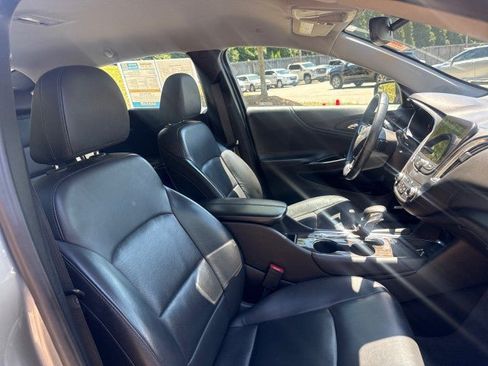 Used 2024 Chevrolet Malibu LT FWD image 28
