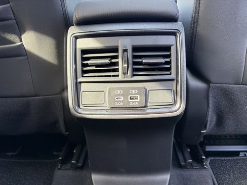 Certified 2025 Subaru Forester Limited w/ Popular Package #1 image 33