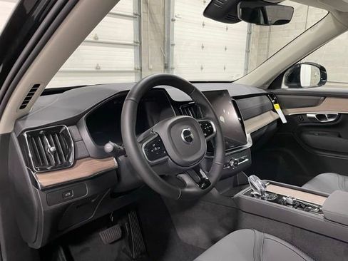 Used 2026 Volvo XC90 B6 Plus w/ Protection Package Premier image 12