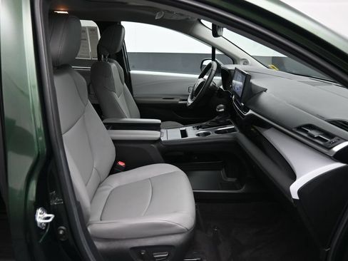 Certified 2025 Toyota Sienna XLE w/ XLE Plus Package AWD/4WD image 27