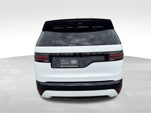 Used 2025 Land Rover Discovery Dynamic SE AWD/4WD image 8