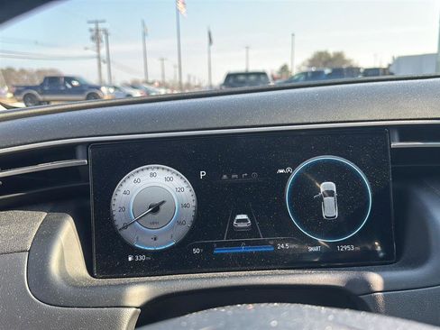 Used 2023 Hyundai Tucson Limited image 18