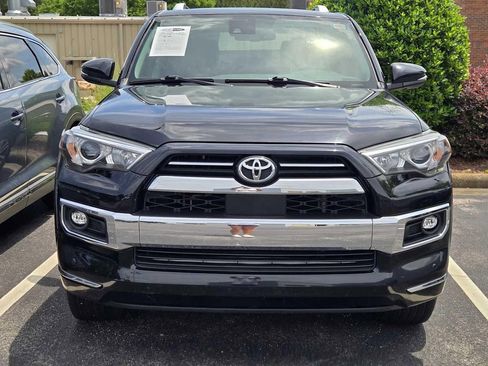 Used 2021 Toyota 4Runner Limited AWD/4WD image 2