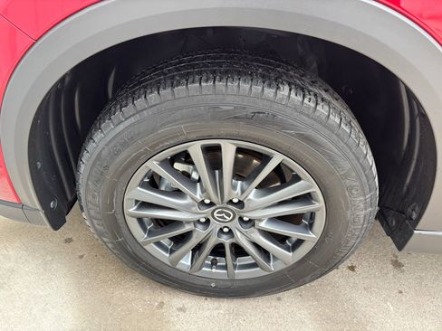 Used 2021 MAZDA CX-5 Touring image 11