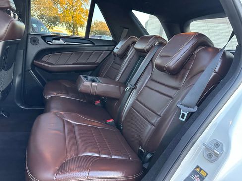 Used 2013 Mercedes-Benz ML 63 AMG 4MATIC image 18