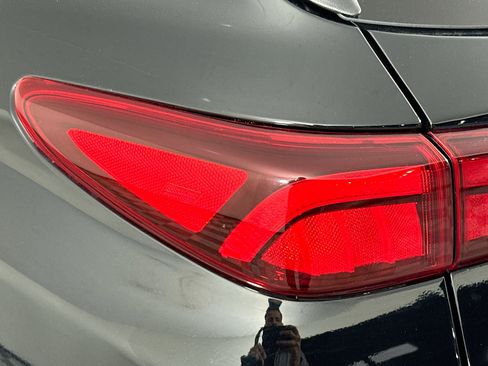 Used 2023 Hyundai Kona Limited image 35