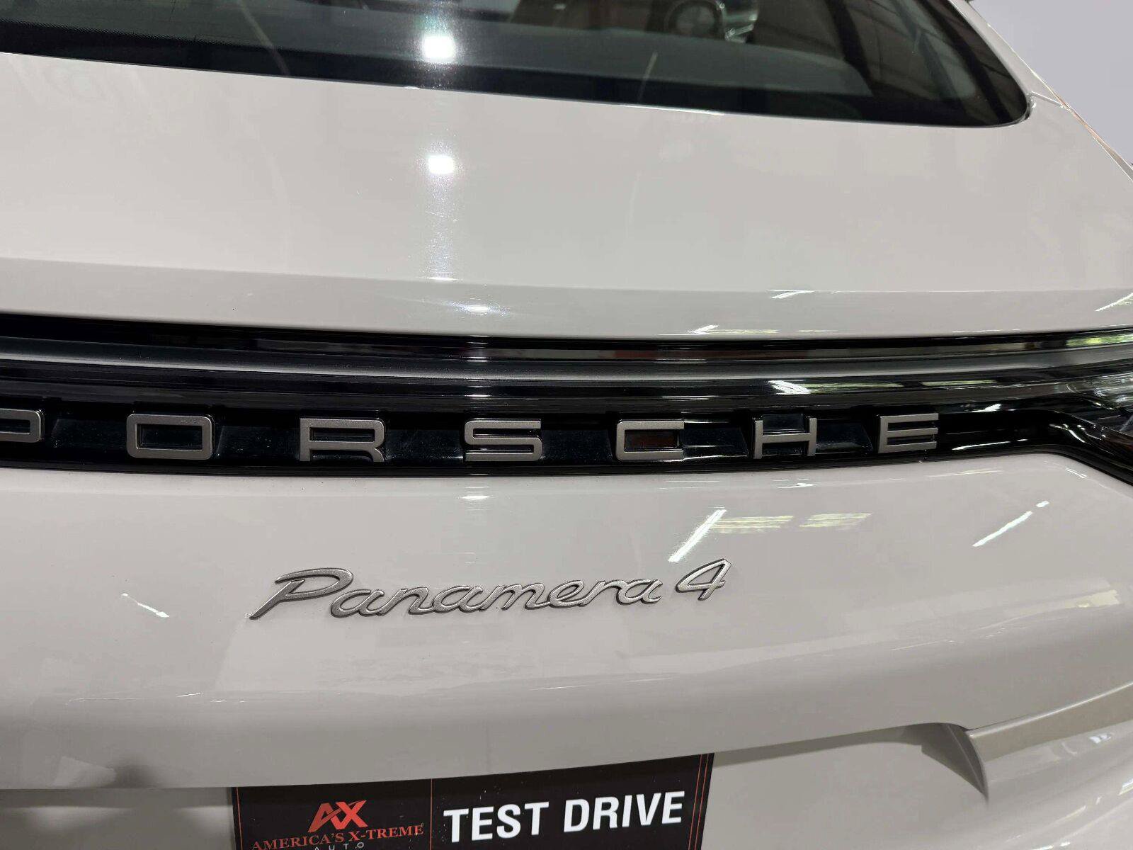 Used 2023 Porsche Panamera 4 Platinum Edition AWD/4WD image 15