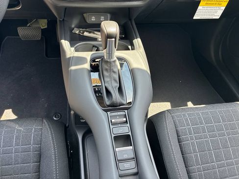 New 2027 Honda HR-V LX image 14