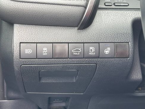 Used 2024 Toyota Camry SE FWD image 28