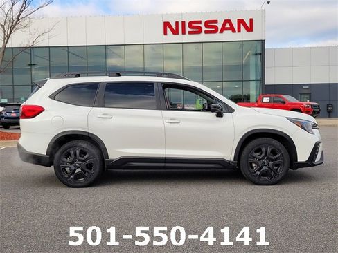 Used 2023 Subaru Ascent Onyx Edition image 6