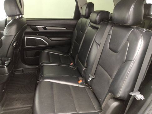 Used 2022 Kia Telluride LX AWD/4WD image 18