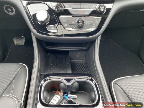 New 2026 Chrysler Pacifica Limited image 15